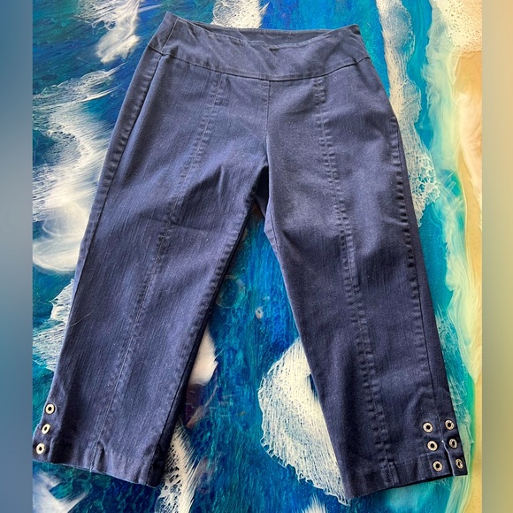 NWOT Lulu B Capri Denim Stretch Legging with Crystal Rivets Sz 4 - Picture 1 of 15